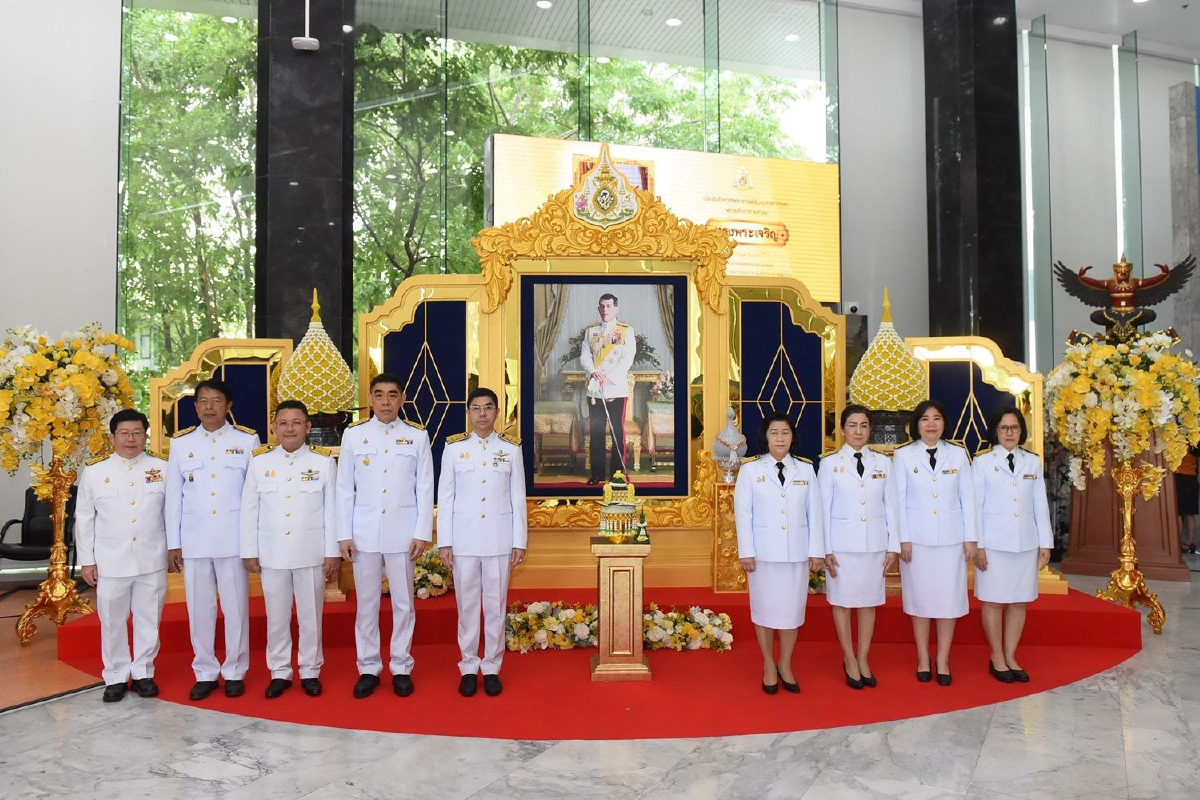 ธอส.จัดพิธีถวายพระพรชัยมงคลเนื่องในโอกาสพระราชพิธีบรมราชาภิเษก ธอส.จัดพิธีถวายพระพรชัยมงคลเนื่องในโอกาสพระราชพิธีบรมราชาภิเษก