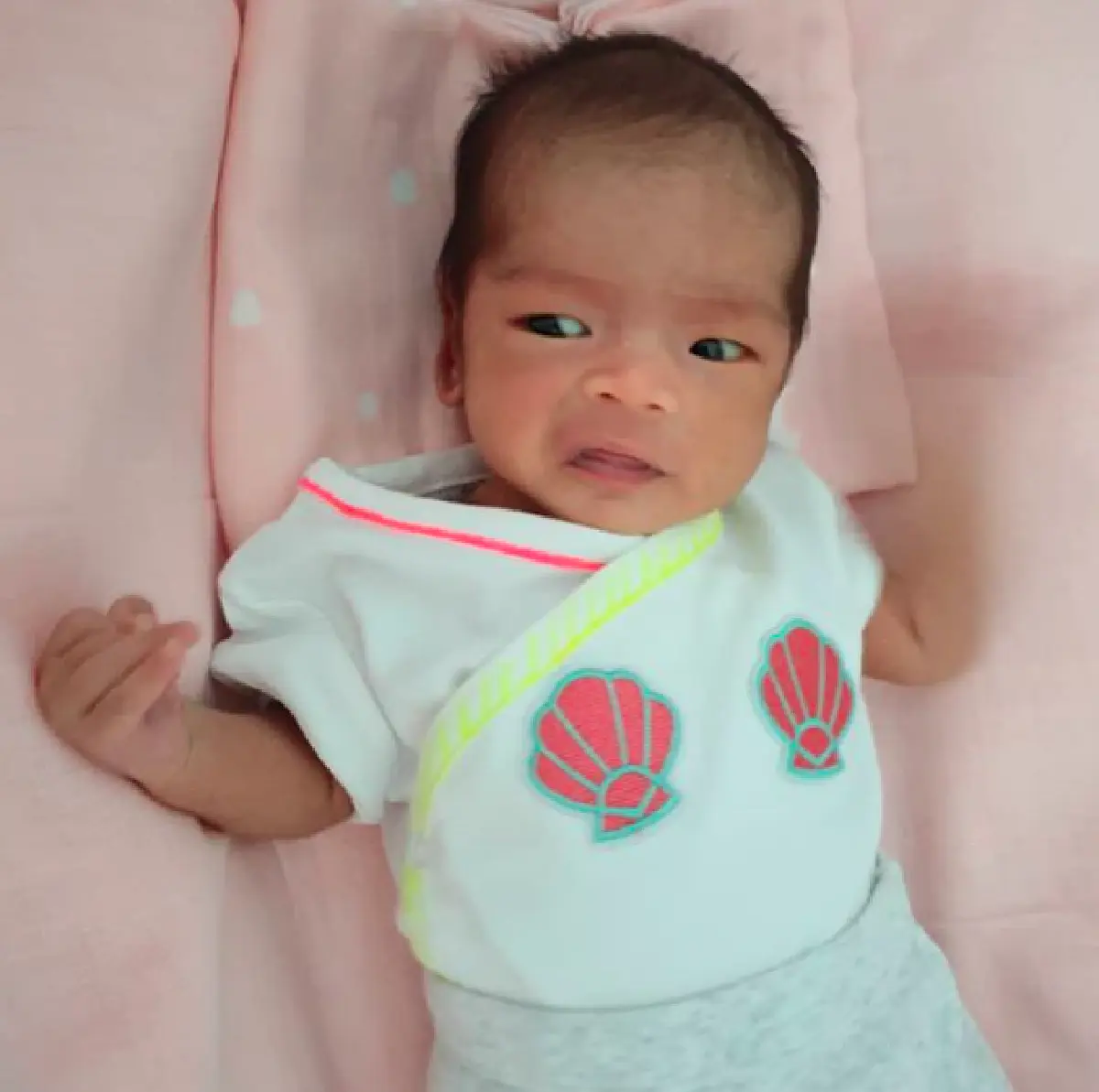 หลานน้าของแท้! “มารีน่า” ลงภาพวัยเด็ก แฟนๆ แห่แซว “น้องมีญ่า” โตวัยมาก