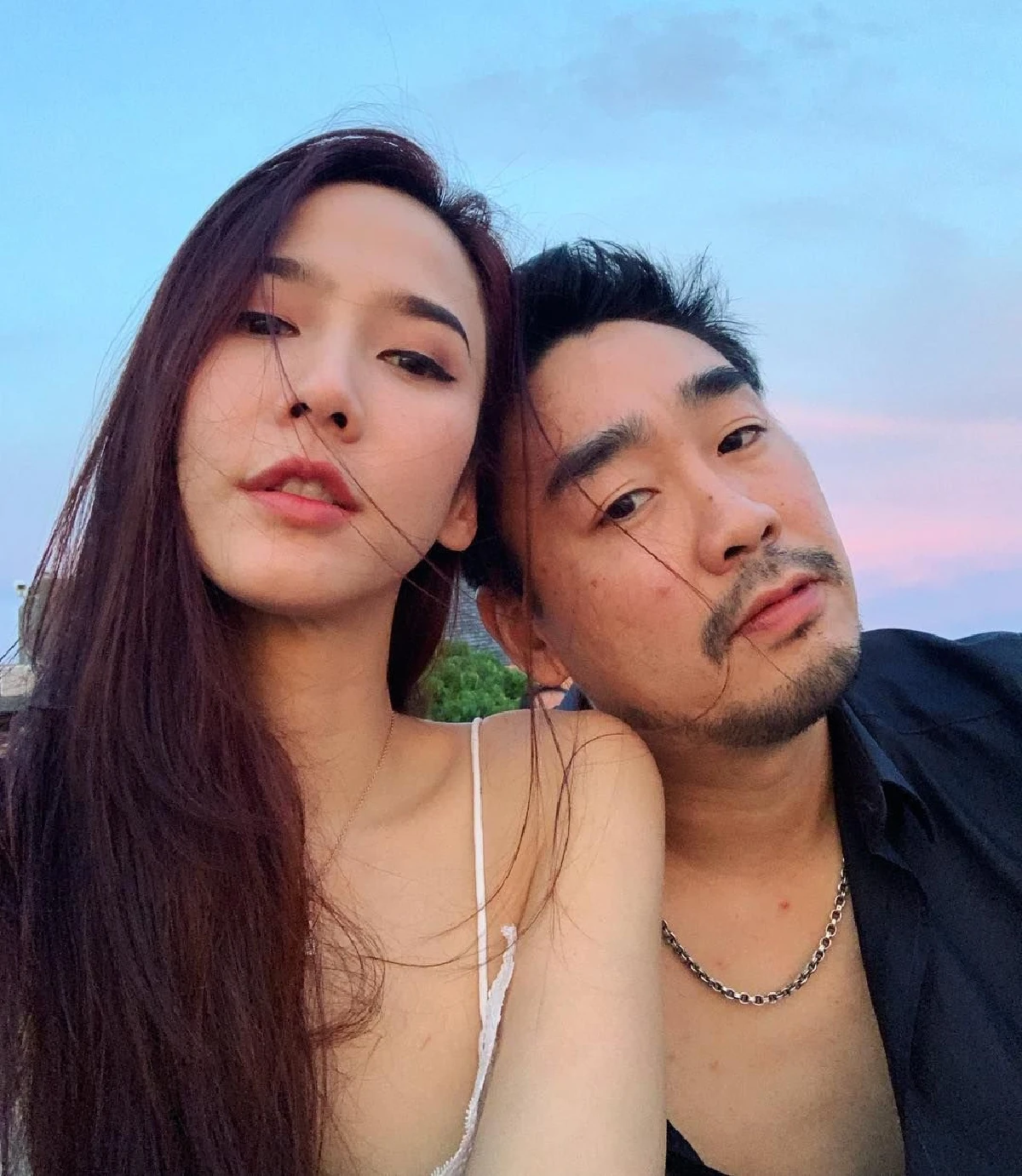 คืนดีกันแล้ว? เมย์ พิชญ์ฯ หลุดไอจีสตอรี่ อั้ม-ไฮโซพก มาดินเนอร์ด้วยกัน