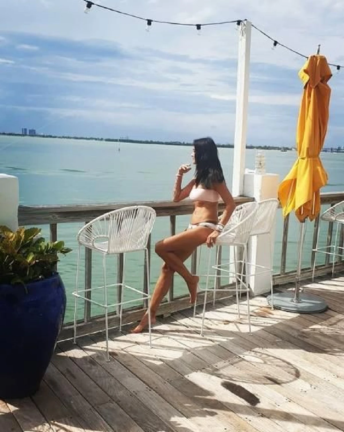 ลูกเกด-เฮเลน แท็กทีมเที่ยวโชว์เซ็กซี่ มิตรภาพนี้ยังคงซี้ปึ้ก