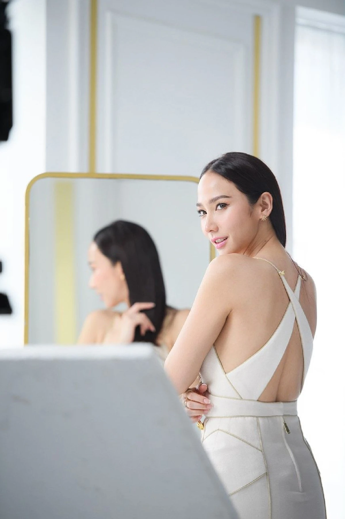 อั้ม พัชราภา กับเบื้องหลังโฆษณา เคล็ดลับความสวยในแบบของอั้ม