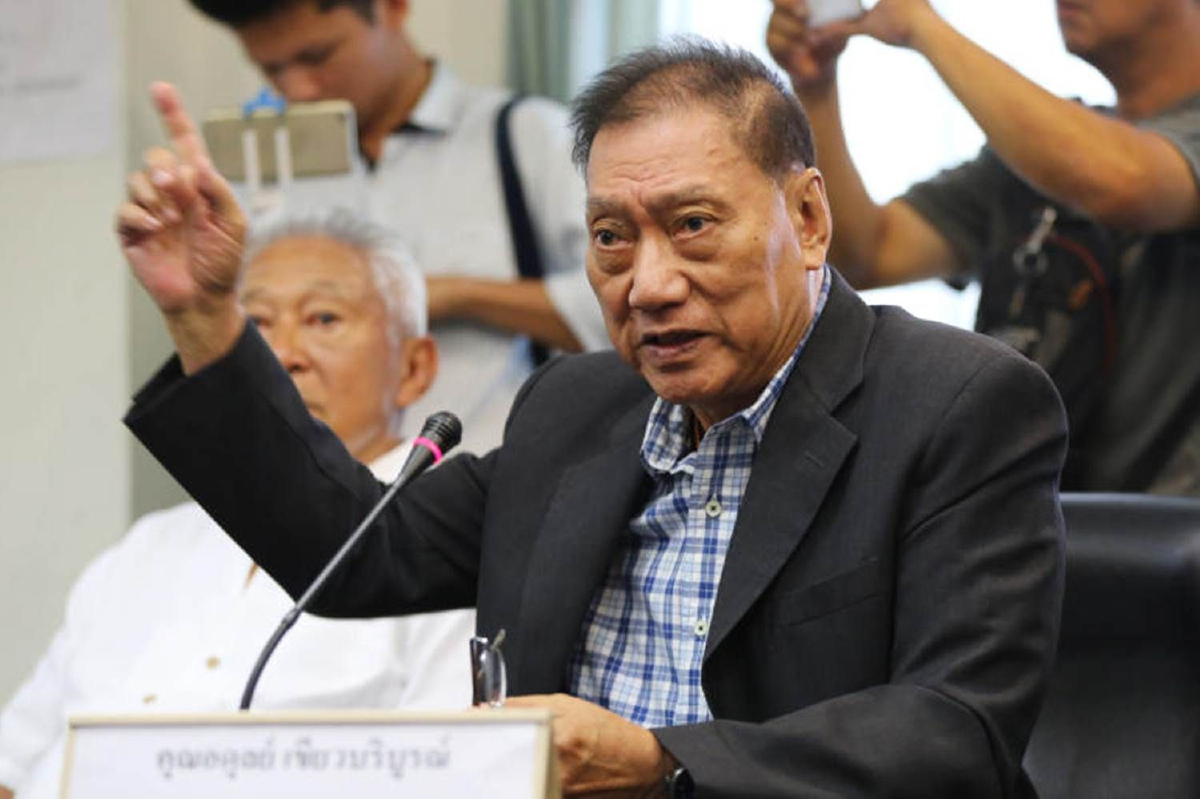 อดุลย์ผ่าทางตันหนุนพรรคการเมืองขั้วที่ 3 ตั้งรัฐบาลแห่ง(ช่วย)ชาติ อดุลย์ผ่าทางตันหนุนพรรคการเมืองขั้วที่ 3 ตั้งรัฐบาลแห่ง(ช่วย)ชาติ