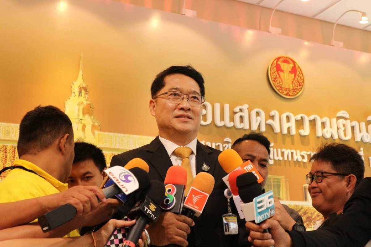 "องอาจ"แจงทิศทางการเมือง "ปชป." ต้องรอกรรมการบริหารชุดใหม่ "องอาจ"แจงทิศทางการเมือง "ปชป." ต้องรอกรรมการบริหารชุดใหม่