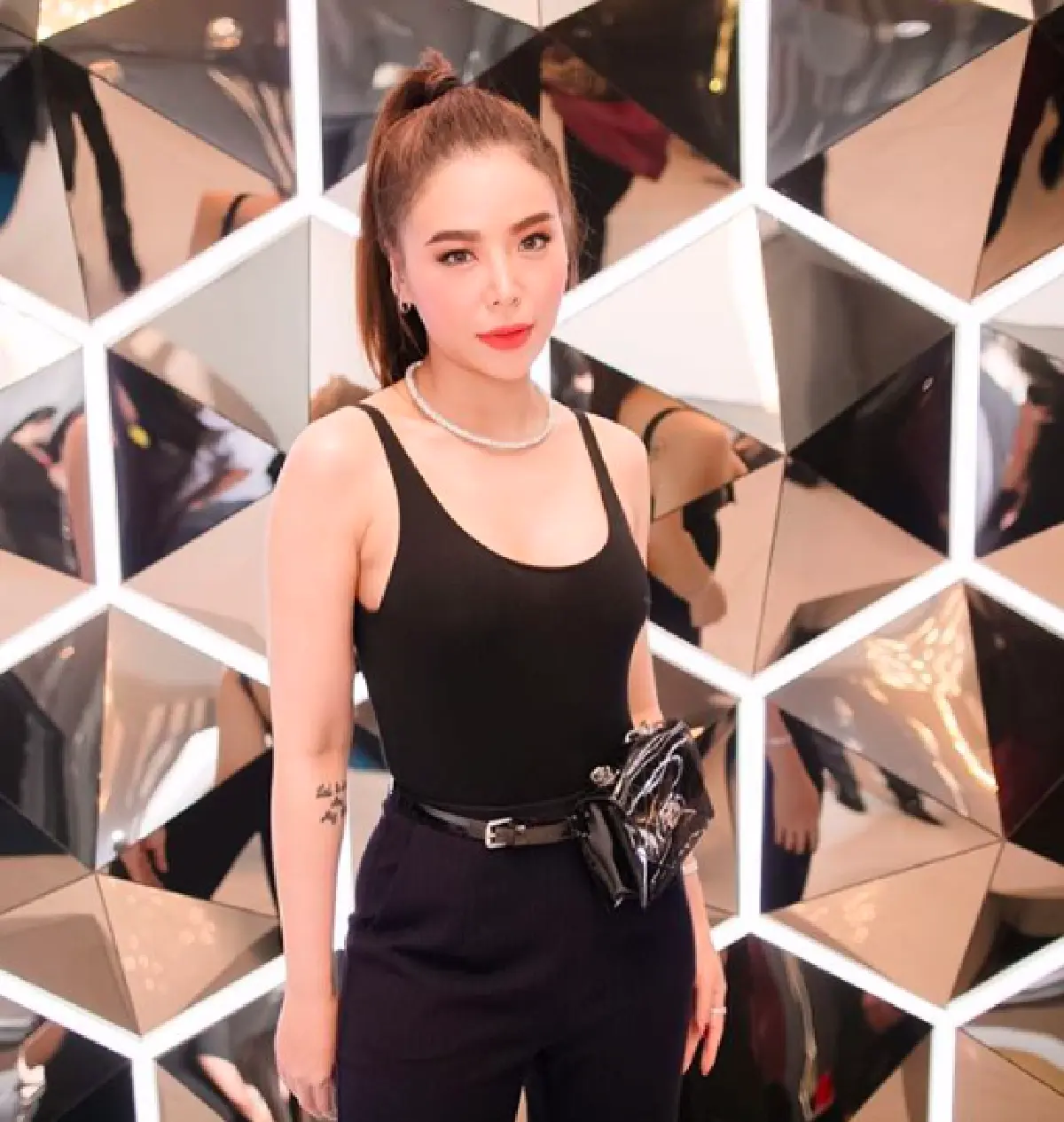 หน้าสดยังดีมาก! “ซานิ” โชว์ภาพเวอร์ชั่นหน้าสดไร้เครื่องสำอาง อวดผิวสวยใส