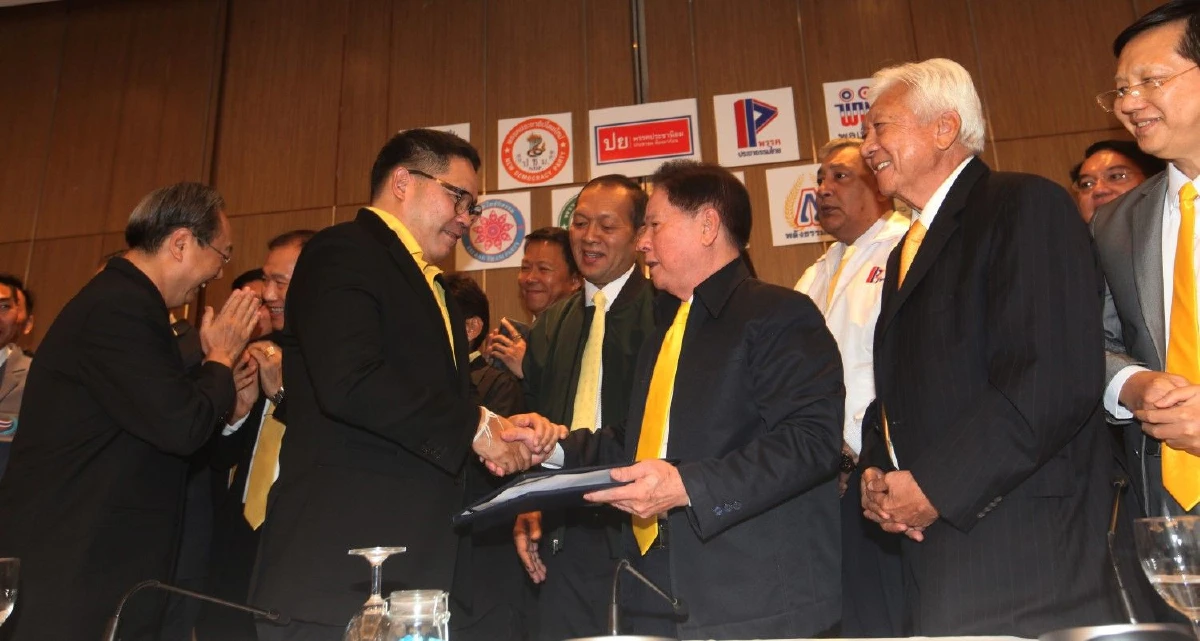 "อุตตม"ขอบคุณ11พรรคเล็กร่วมจัดตั้งรัฐบาล ยันไร้เงื่อนไขเก้าอี้รมต.