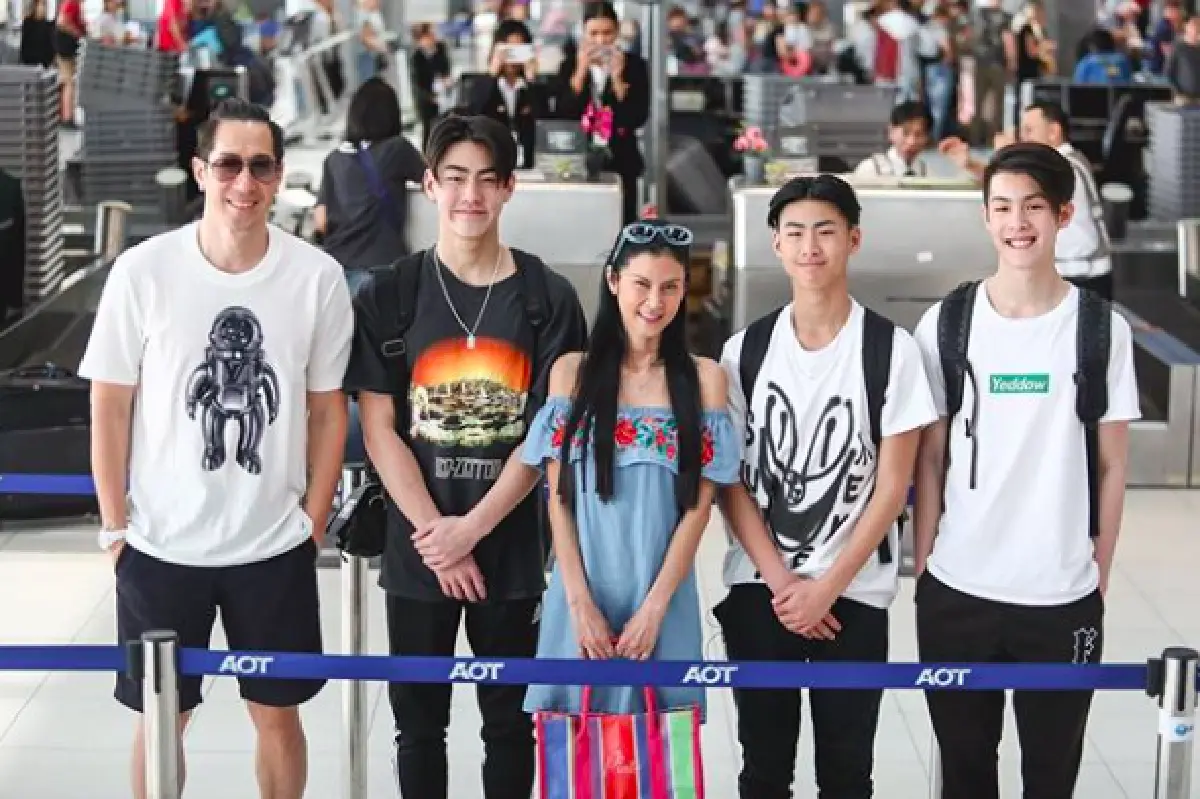 ความงามนี้ชนะ! "เจ เจตริน" เผยภาพ "เจ้านาย-เจ้าขุน-เจ้าสมุทร” แปลงโฉมเป็นสาวผมยาว