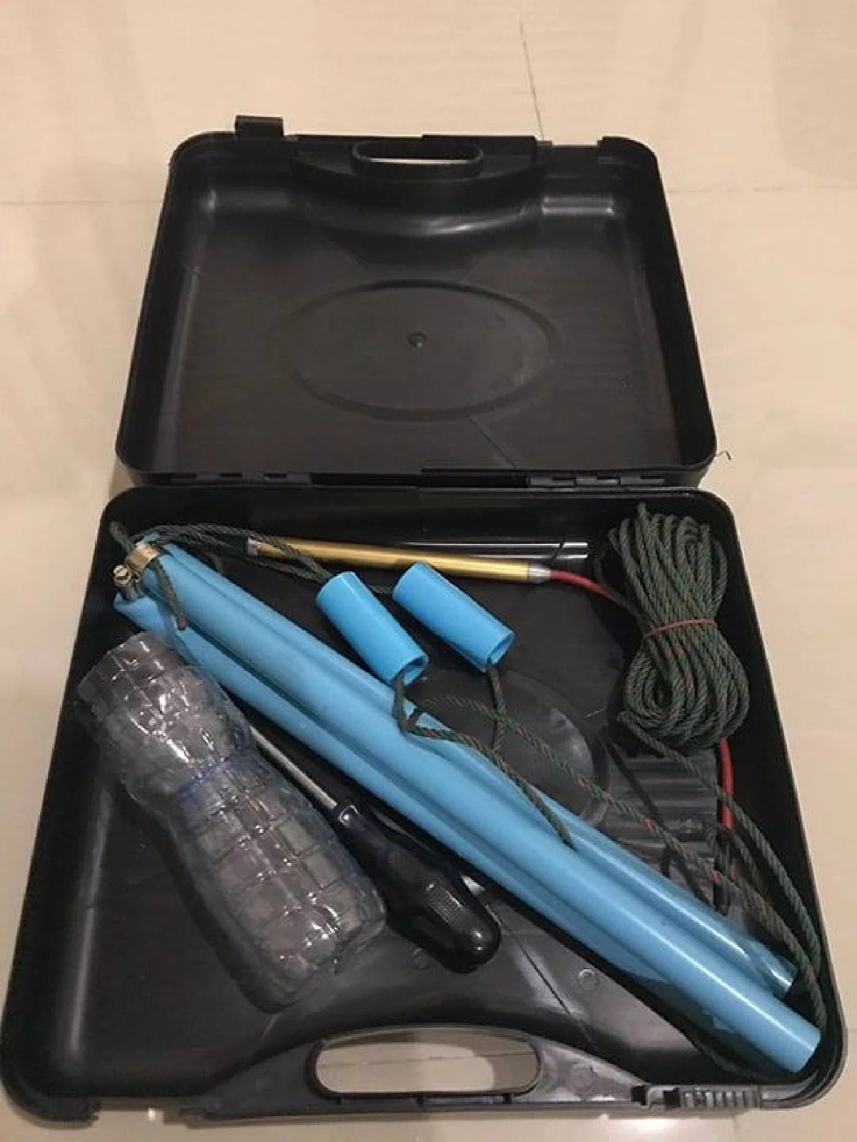 รู้จัก "นอฟ จิ้งจกเอแบค" หนุ่มนศ.ไอเดียเจ๋ง ผุดบริการจับ "สัตว์ชวนขนลุก" ตามหอพัก