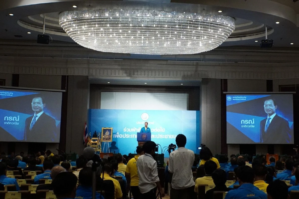 "จุรินทร์"นำโด่ง! จ่อนั่งเก้าอี้ "หัวหน้าประชาธิปัตย์"