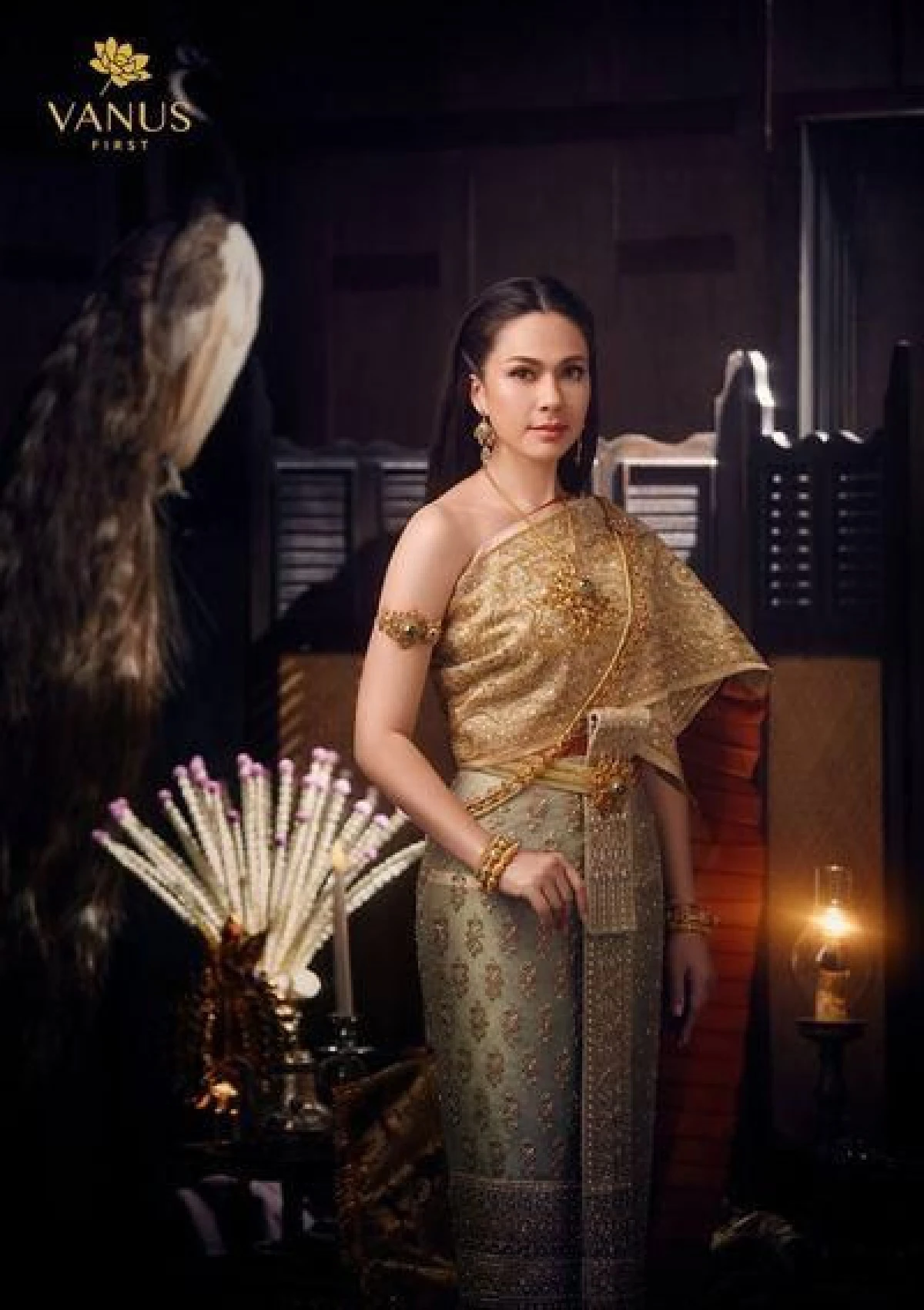 งดงามจับใจ! แหม่ม คัทลียา ถ่ายแบบชุดไทยสวยดั่งนางในวรรณคดี