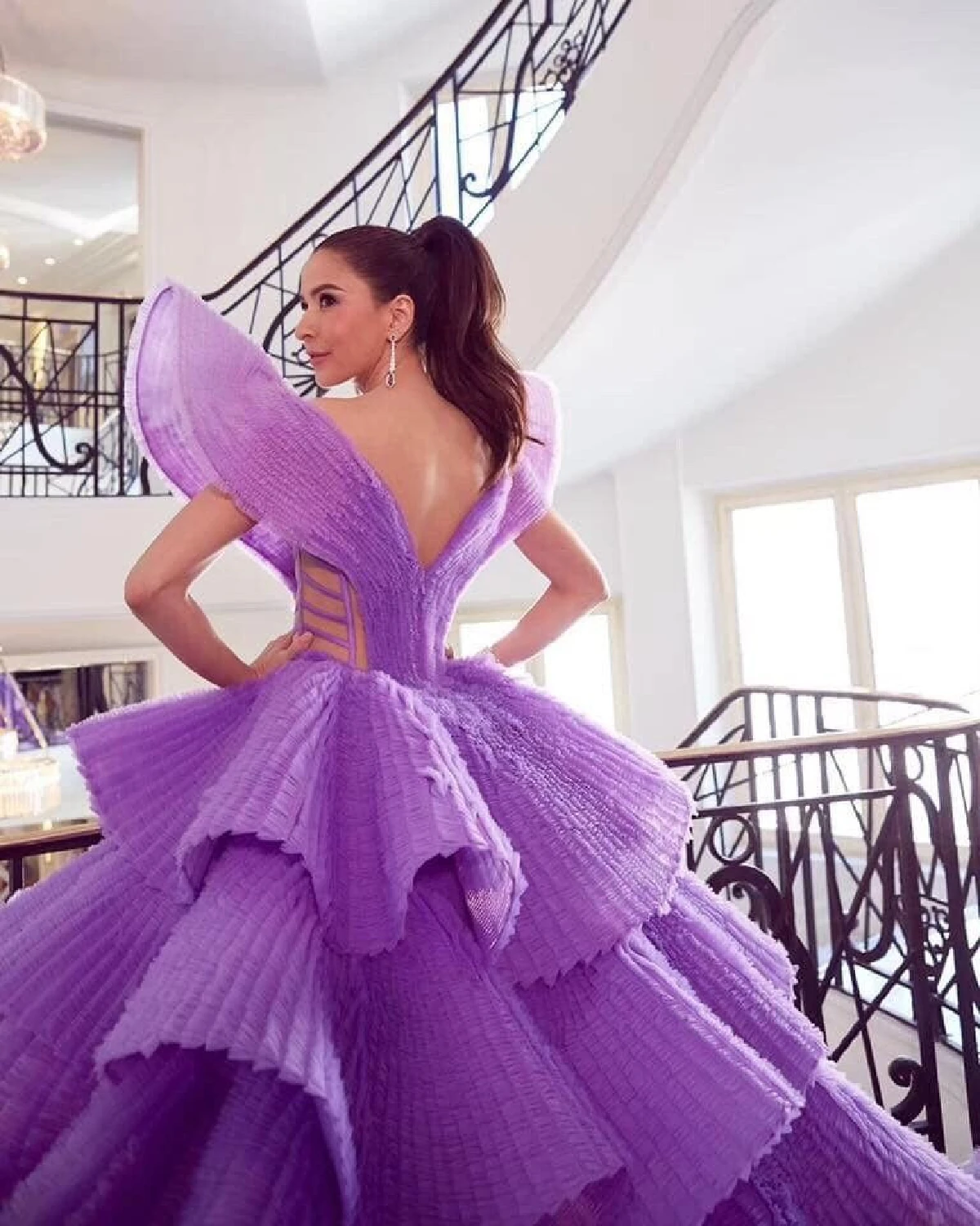 นางฟ้าอินคานส์! ศรีริต้า เจนเซ่น จัดชุดใหญ่สวยอลังการโดดเด่นบนพรมแดง