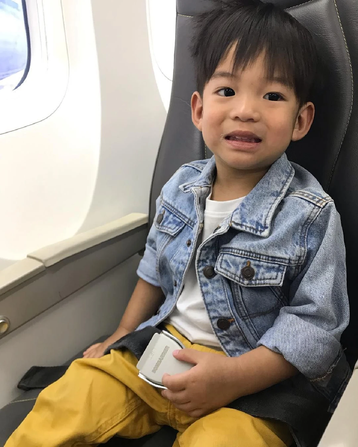 แม่สอนมาดี! น้องเรซซิ่ง ลูกชาย แพท มารยาทงาม กราบตักป้าๆทุกคนในรายการ (คลิป)