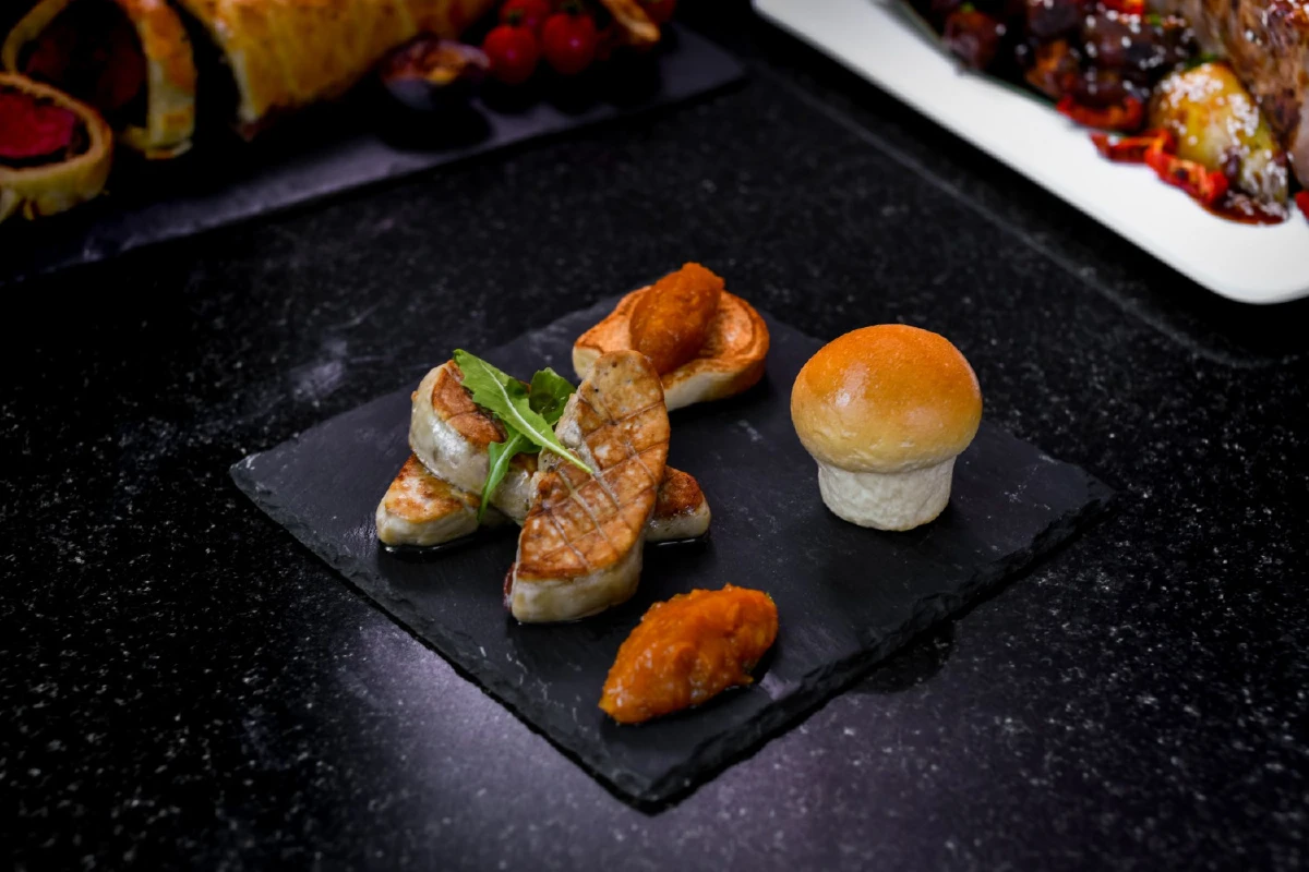 บุฟเฟต์มื้อสายวันอาทิตย์ @ห้องอาหารอัพ แอนด์ อะบัฟ