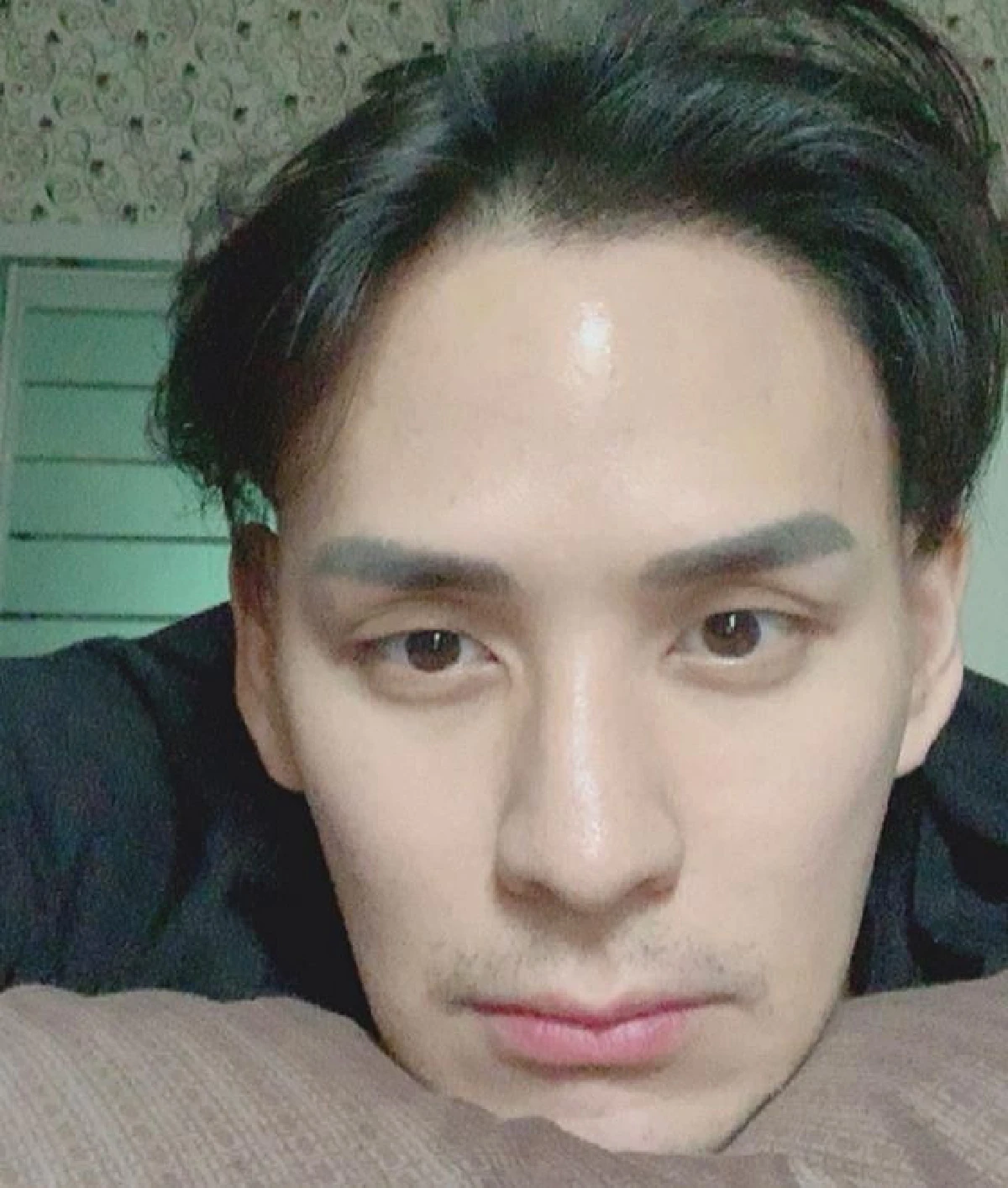 คลอดแล้วจ้า! น้องภารัน ลูกชายคนแรกของ แทค ภรัณยู น่ารักน่าชัง