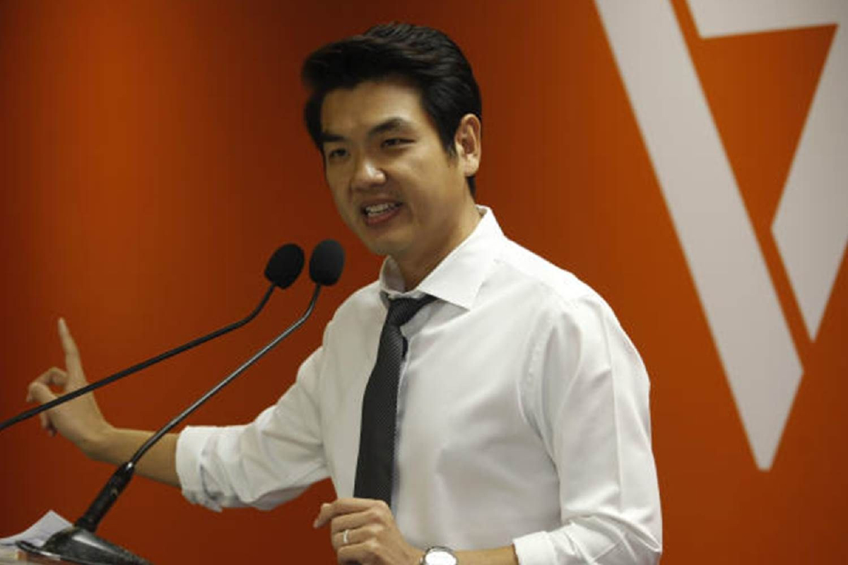กลืนไม่เข้าคายไม่ออก งัดคำพูด"ปิยบุตร"ซัด"นายทุน"ปล่อยกู้คุมพรรค กลืนไม่เข้าคายไม่ออก งัดคำพูด"ปิยบุตร"ซัด"นายทุน"ปล่อยกู้คุมพรรค