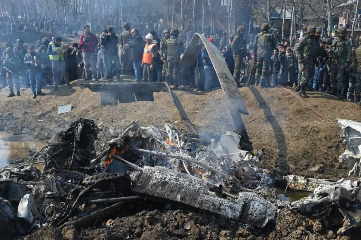 ทัพฟ้าอินเดียยิงเฮลิคอปเตอร์พวกเดียวกันตก