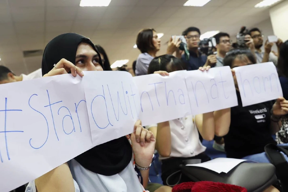 "ธนาธร"โวยกกต.-ศาลรธน.เร่งรีบปิดประตูไม่ให้เข้าสภา โทษคสช.สกัดอนาคตใหม่