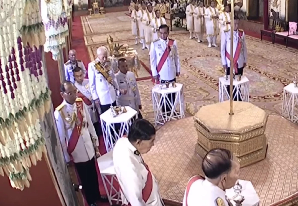 "ถวายน้ำอภิเษก" ภารกิจสุดท้ายที่ "พล.อ.เปรม" พยายามทำให้ดีที่สุด