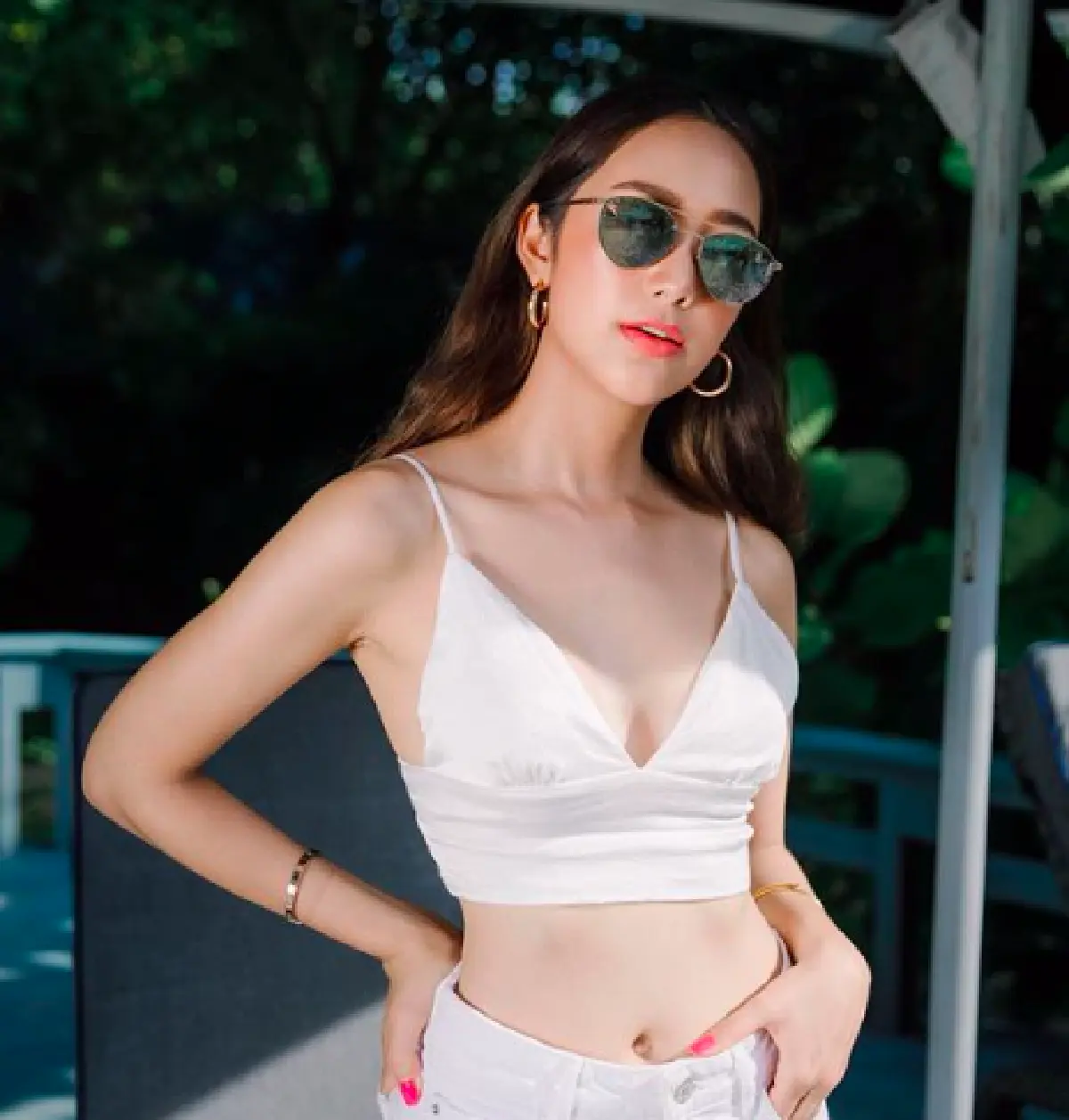 จีบได้..พ่อบอกแล้ว "แม็กกี้ อาภา" โชว์หุ่นแซ่บ อวดผิวเนียนสวยท้าแดด