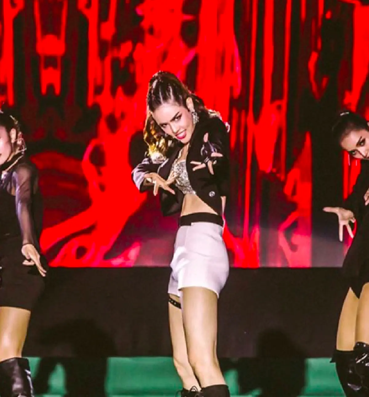 “เกรซ” ครบเครื่องทุกด้าน! โชว์ร้อง-เต้นเพลง Kill This Love สุดแซ่บ