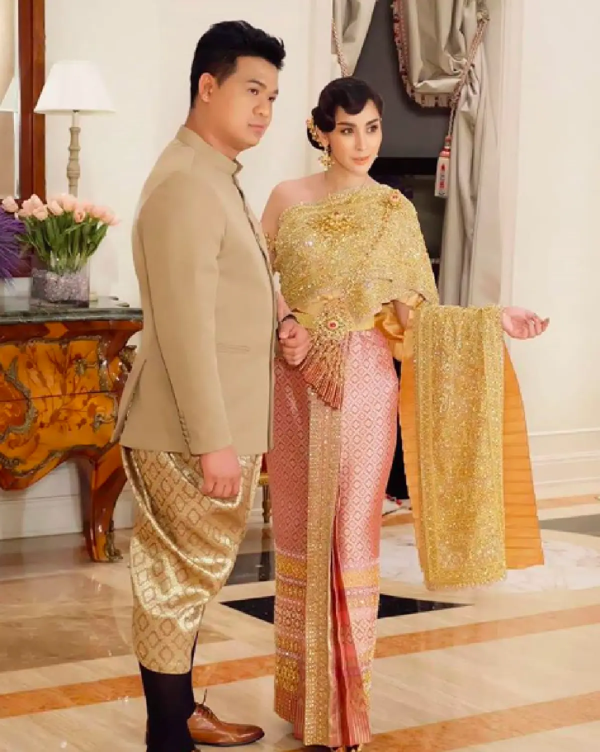 “ใหม่ สุคนธวา” พร้อมว่าที่สามี "ดีเจต้น” ถ่ายภาพพรีเวดดิ้งสุดหวาน มีหลายมู้ด หลายฟีลลิ่ง