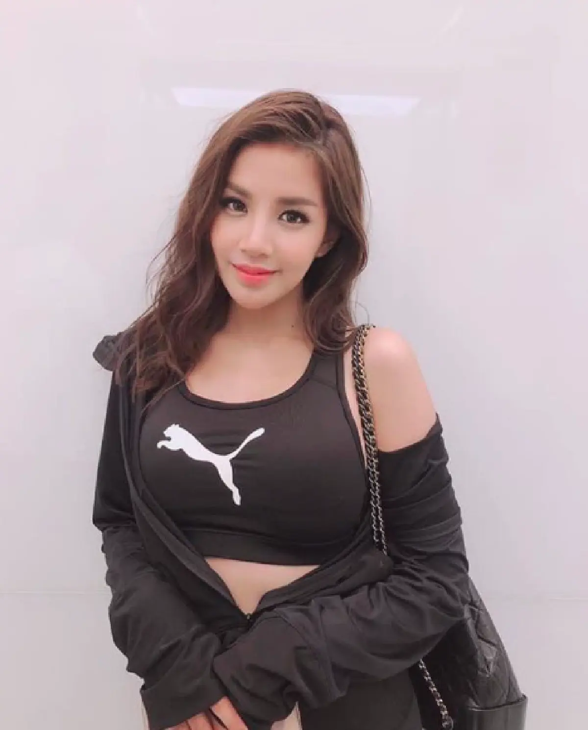 "ใบเตย อาร์สยาม" โชว์หุ่นน้ำหนัก 42 กก. ในชุดบิกินี่ แต่ยังไม่พอใจต้องลดอีก