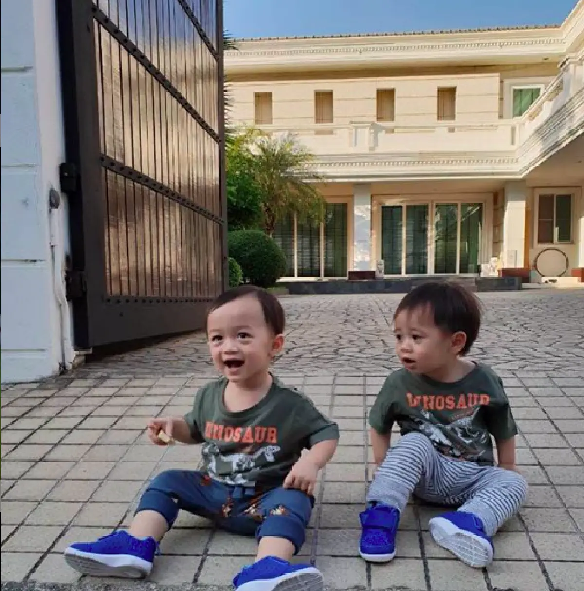 ส่องความคืบหน้าบ้าน “แม่ชม-พ่อน็อต” เห็นแค่นี้ก็รู้เลยว่าจะหรูหราแค่ไหน