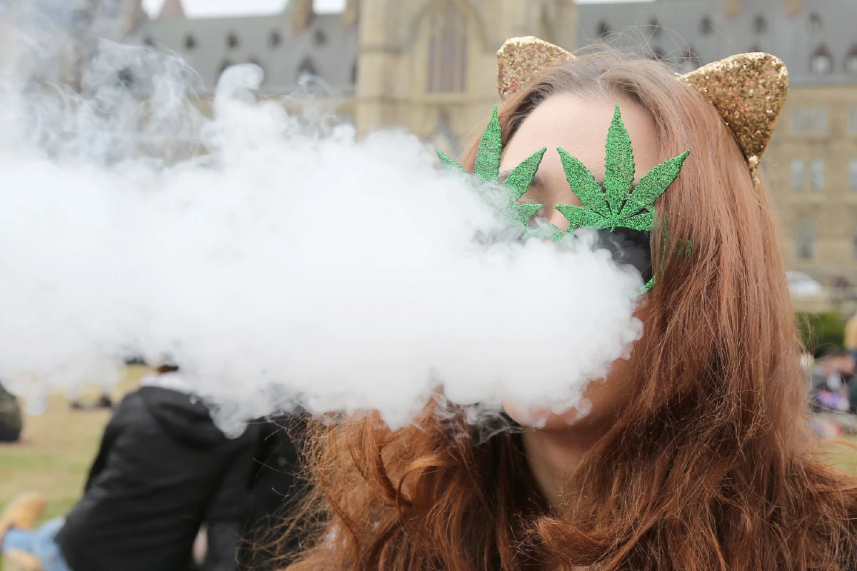 ซิมบับเวไฟเขียวเปิดฟาร์มกัญชาที่แรกในประเทศ