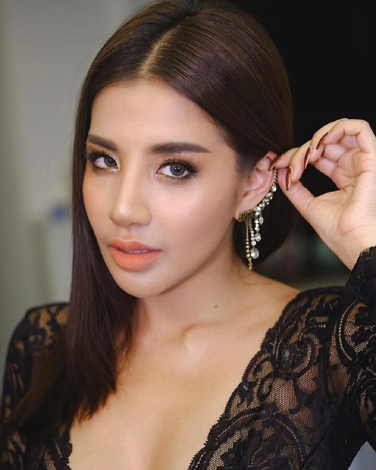 ใบเตย อาร์สยาม เสียอาการไม่น้อย! เพราะกลัวไม้ขีดไฟ (คลิป)