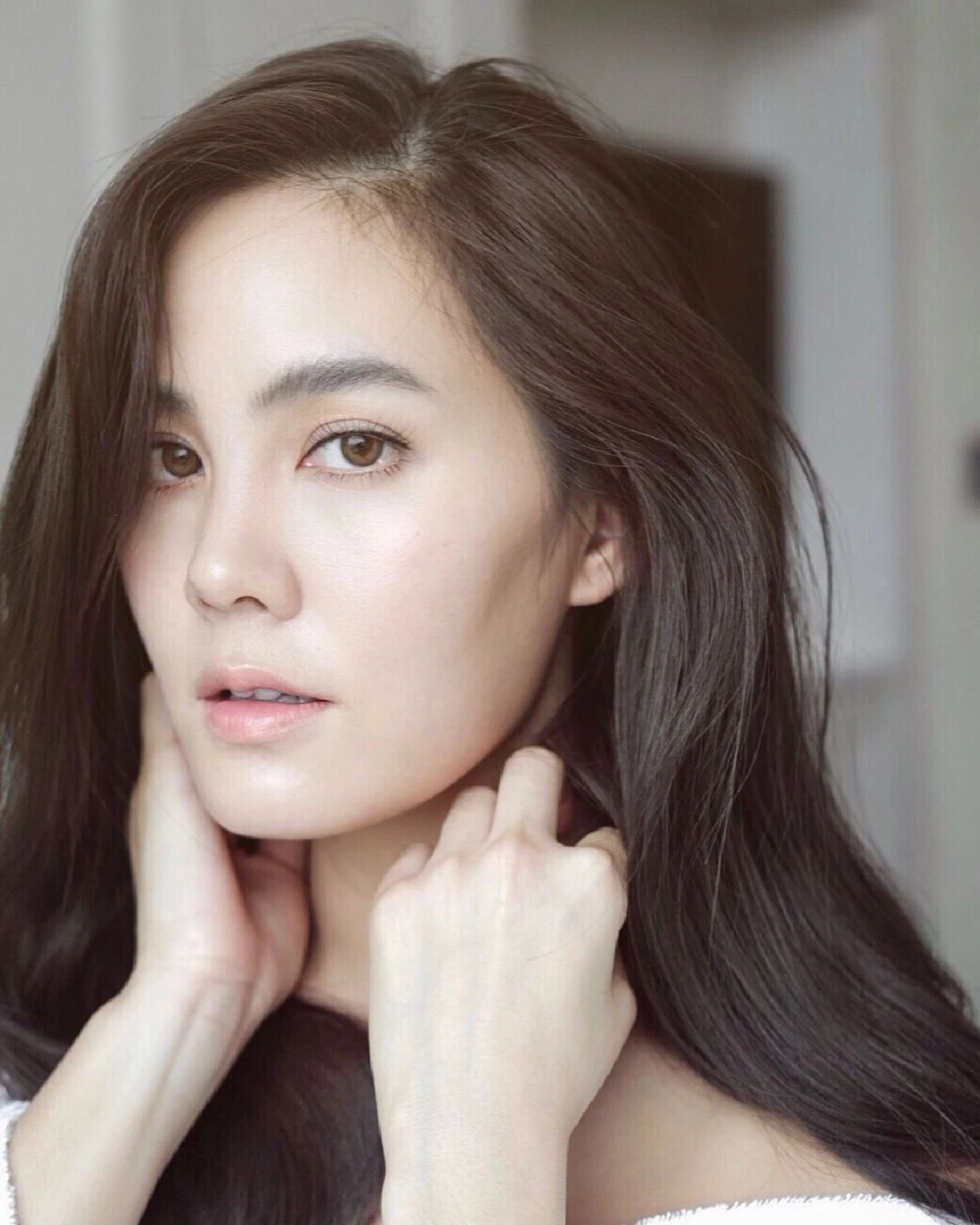ภาพล่าสุด! เจนี่ ท้องเริ่มใหญ่แล้ว ควงสามีพาลูกเที่ยวทะเลภูเก็ต
