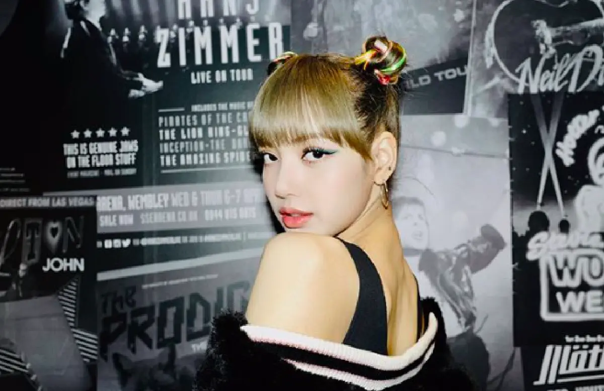 น่ารักไปอีกแบบ! "ลิซ่า BLACKPINK” แบบไม่มีผมหน้าม้า