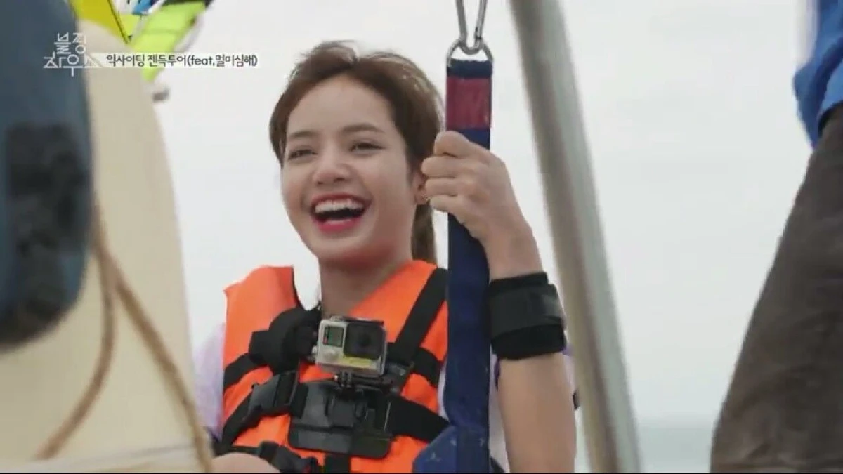 น่ารักไปอีกแบบ! "ลิซ่า BLACKPINK” แบบไม่มีผมหน้าม้า