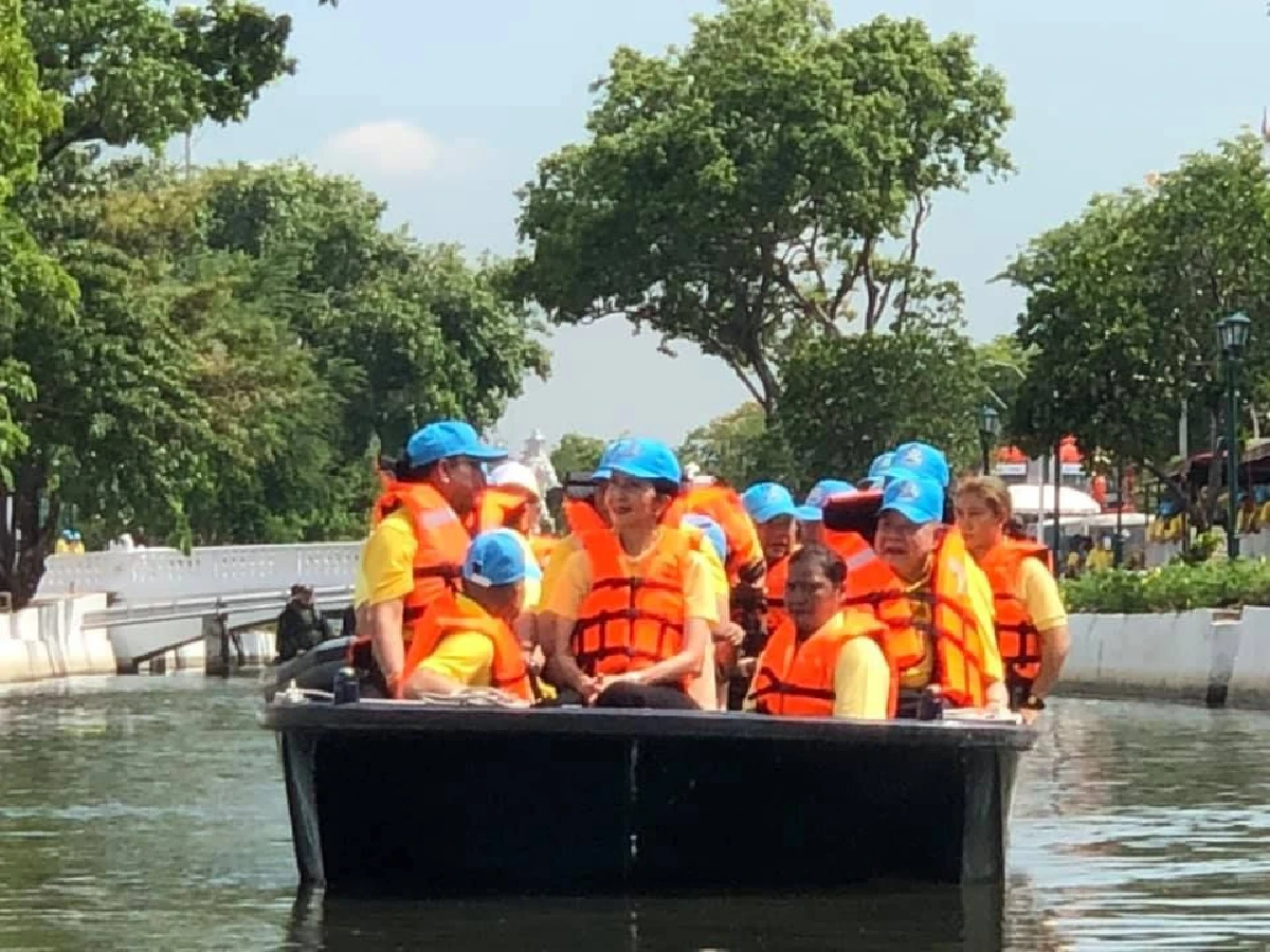 "พี่น้อง 3 ป." ลงเรือลำเดียวกันตรวจการพัฒนาคูเมืองส่งเสริมการท่องเที่ยว