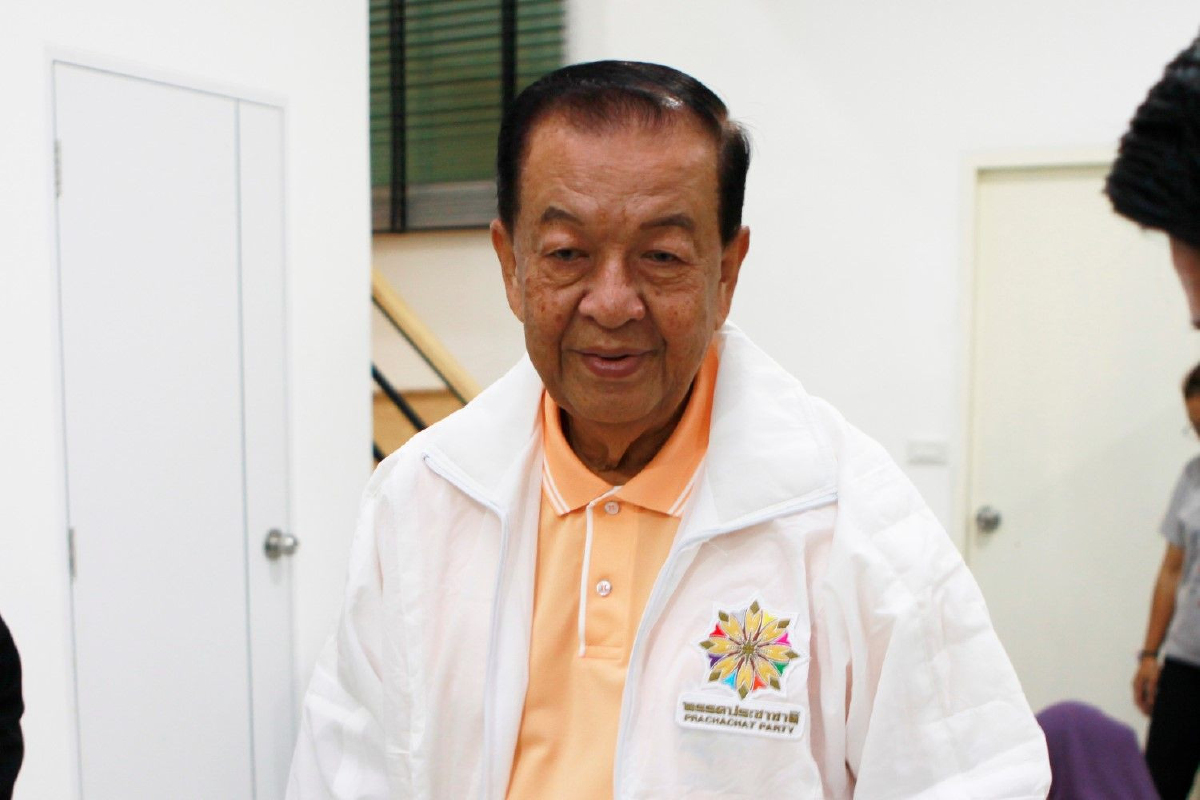 "วันนอร์" ชี้ ส.ส.-ส.ว.บางคนทำตัวเป็น "ศรีธนญชัย" ทำลายหลักประชาธิปไตย "วันนอร์" ชี้ ส.ส.-ส.ว.บางคนทำตัวเป็น "ศรีธนญชัย" ทำลายหลักประชาธิปไตย