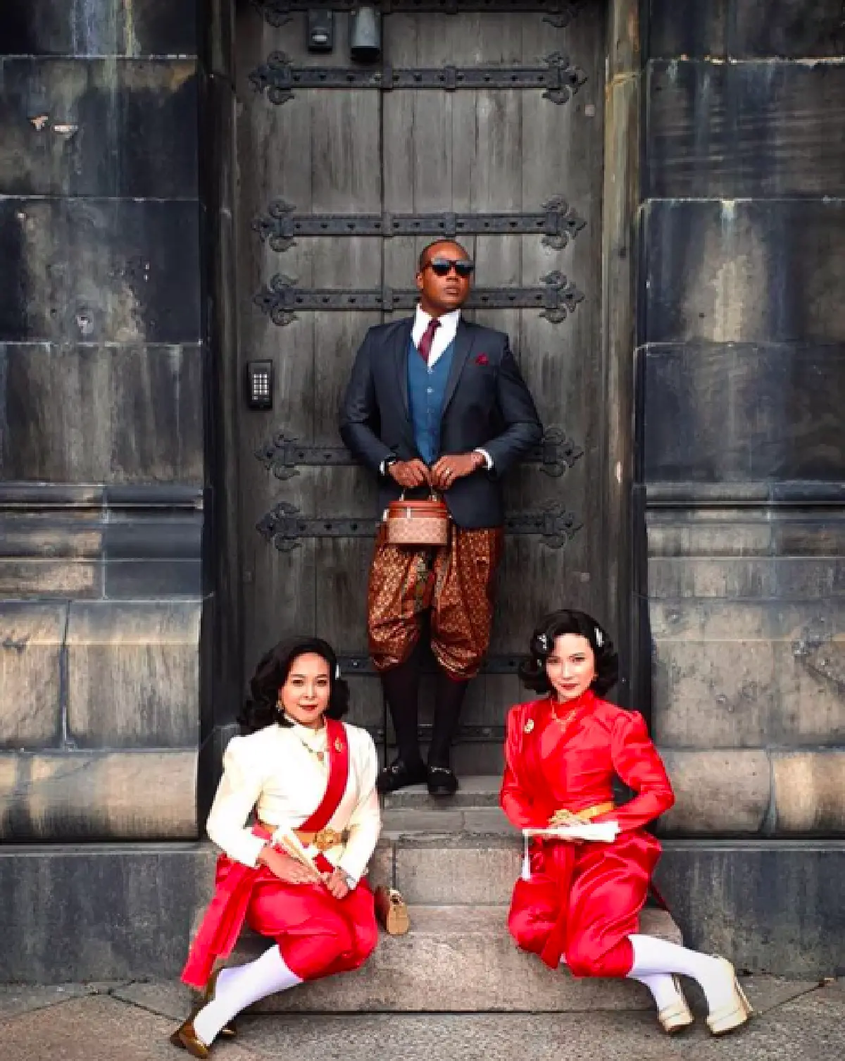 สามีมีหนาว!! “รัศมีแข" เผยสกิลความโหด เตะต้นกล้วยหักได้ในเวลาไม่กี่วิ