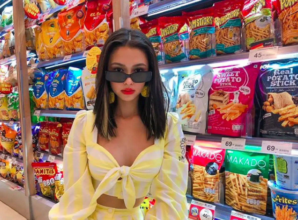 "แพทริเซีย” กับชุดและท่าช้อปปิ้งเบาๆ "พีช พชร" ยังต้องคอมเมนต์แซว