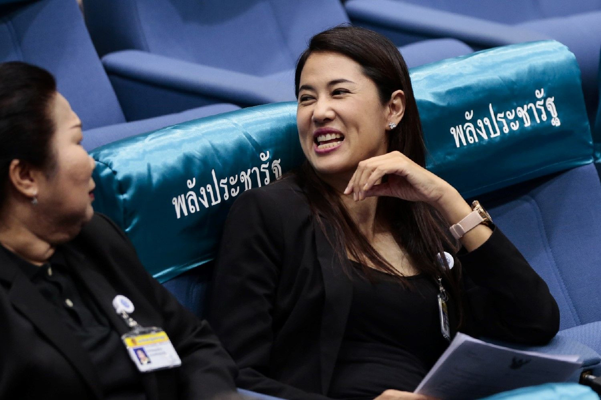 "ปารีณา"ซัดบางพรรคแถลงซื้องูเห่า แต่กลับมีแต่เด็กเลี้ยงแกะ "ปารีณา"ซัดบางพรรคแถลงซื้องูเห่า แต่กลับมีแต่เด็กเลี้ยงแกะ