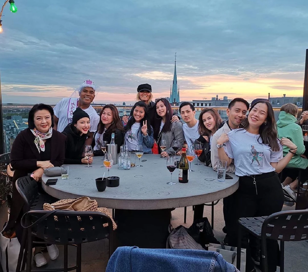 รัศมีแข ฉลองปาร์ตี้สละโสดที่สวีเดน ก่อนเข้าพิธีแต่งงานกับแฟนหนุ่มวันนี้