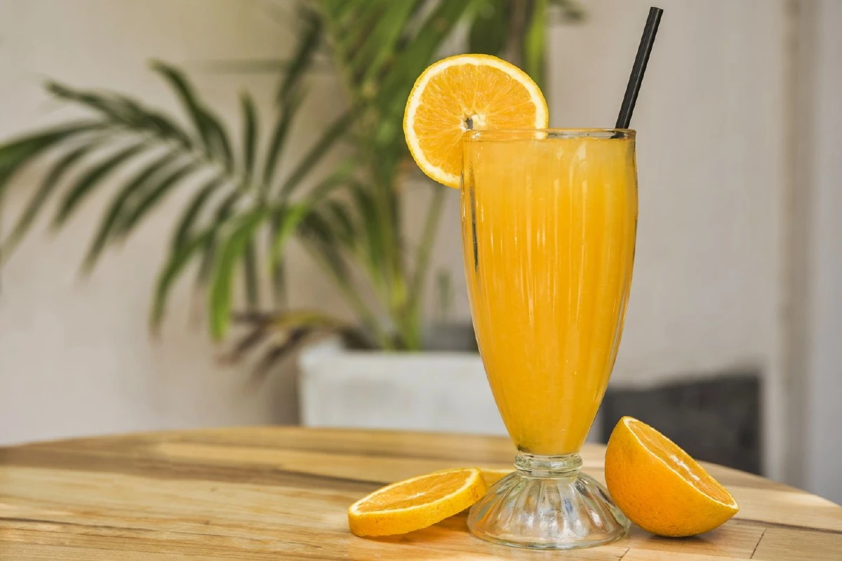 ปลุกตัวเองให้ตื่น เติมความสดชื่นกับเครื่องดื่มเฮลท์ตี้ที่ไม่มีกาเฟอีน