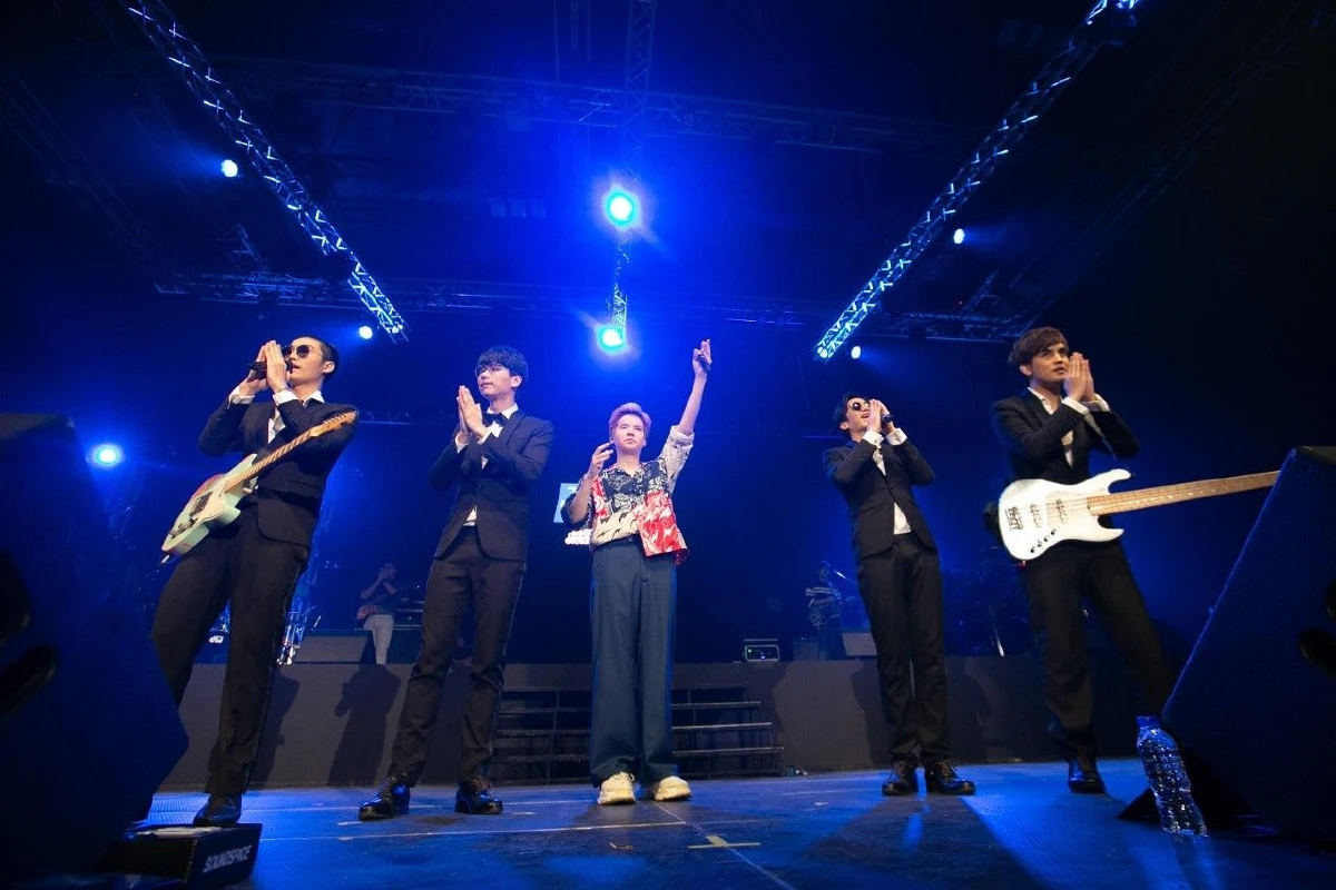 คชา-แม็กซ์ เจนมานะ และวงมีน จัดเต็มสมการรอคอยในคอนเสิร์ต HALL OF FAN