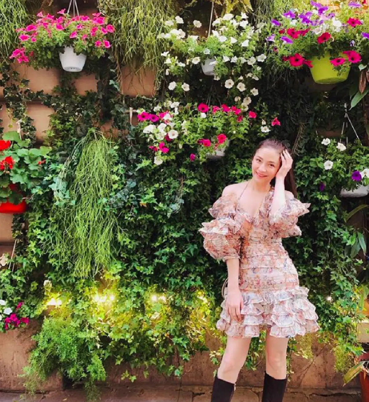 “นาตาลี เจียรวนนท์” ว่าที่เจ้าสาวป้ายแดง กับโปรไฟล์ที่ไม่ธรรมดา