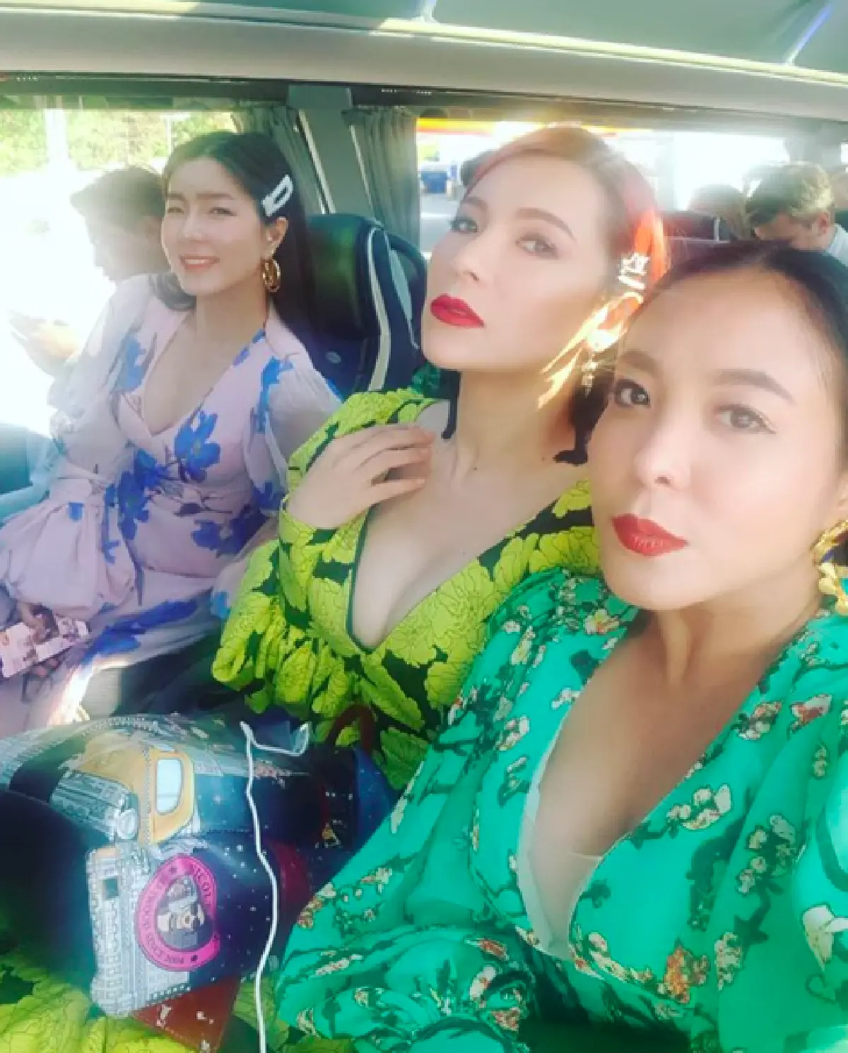 วิวาห์สุดชื่นมื่น “รัศมีแข” เข้าพิธีวิวาห์กับแฟนหนุ่มชาวสวีเดน หลังคบหามานาน 12 ปี