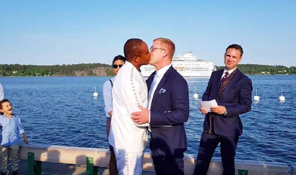 วิวาห์สุดชื่นมื่น “รัศมีแข” เข้าพิธีวิวาห์กับแฟนหนุ่มชาวสวีเดน หลังคบหามานาน 12 ปี