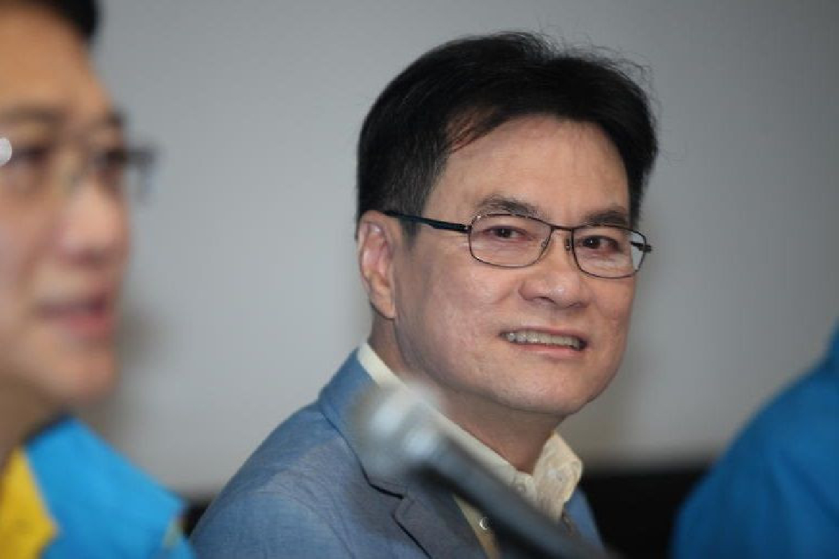 'จุรินทร์'เชื่อใจพปชร.รักษาคำมั่นไม่รื้อโควต้ารัฐมนตรี 'จุรินทร์'เชื่อใจพปชร.รักษาคำมั่นไม่รื้อโควต้ารัฐมนตรี
