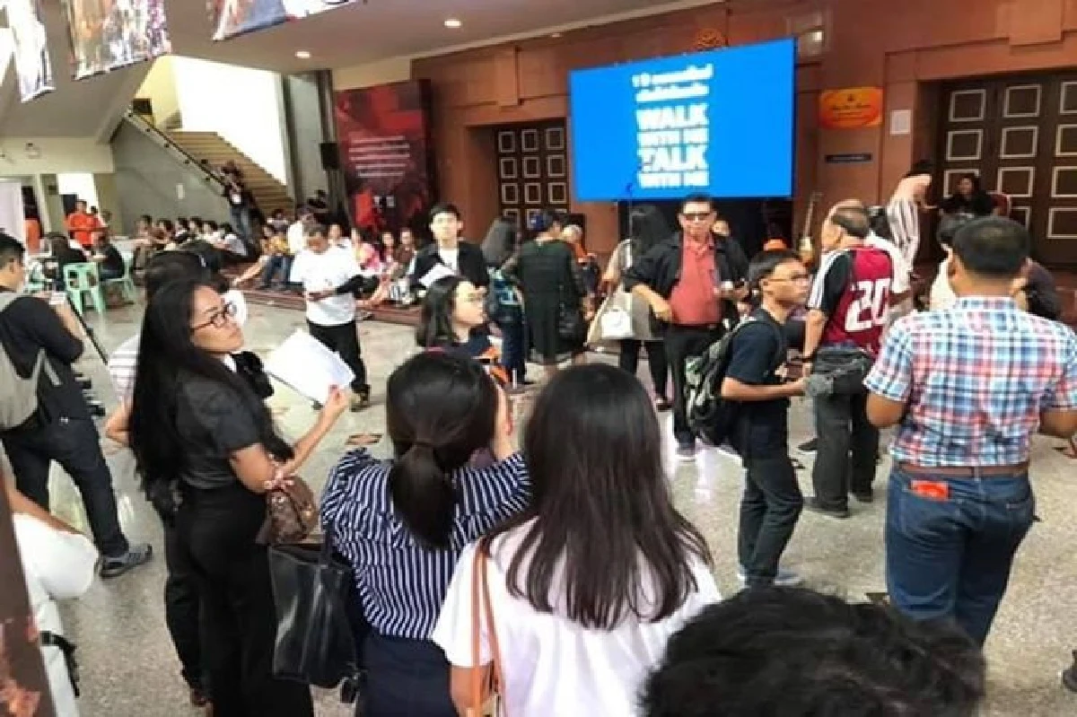 แฟนคลับพรรคสีส้มคึกคักร่วมกิจกรรมครบรอบ 1 ปี