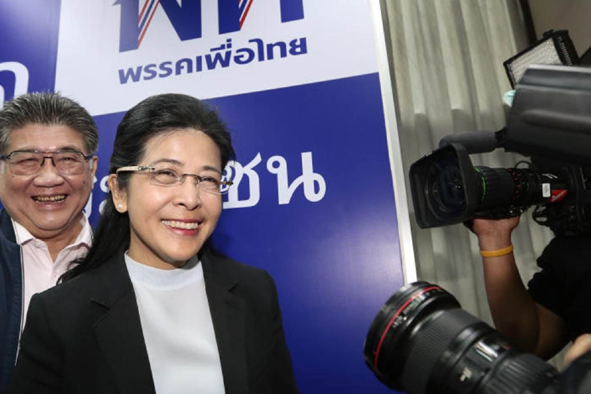 "สุดารัตน์"ยันไม่ทิ้งพรรคเพื่อไทย ขอเป็นกองเชียร์ "สุดารัตน์"ยันไม่ทิ้งพรรคเพื่อไทย ขอเป็นกองเชียร์