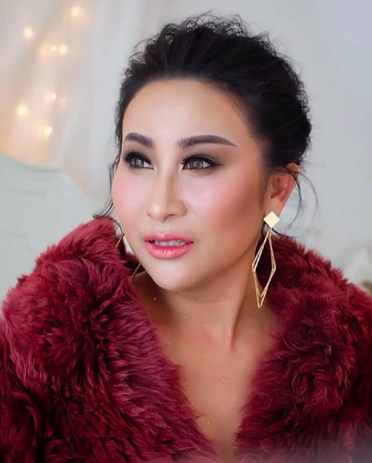 ใช่พรีเวดดี้หรือเปล่า!? "ลาล่า อาร์สยาม” อวดภาพหวานคู่ “เล็ก" สวีตแนบชิด