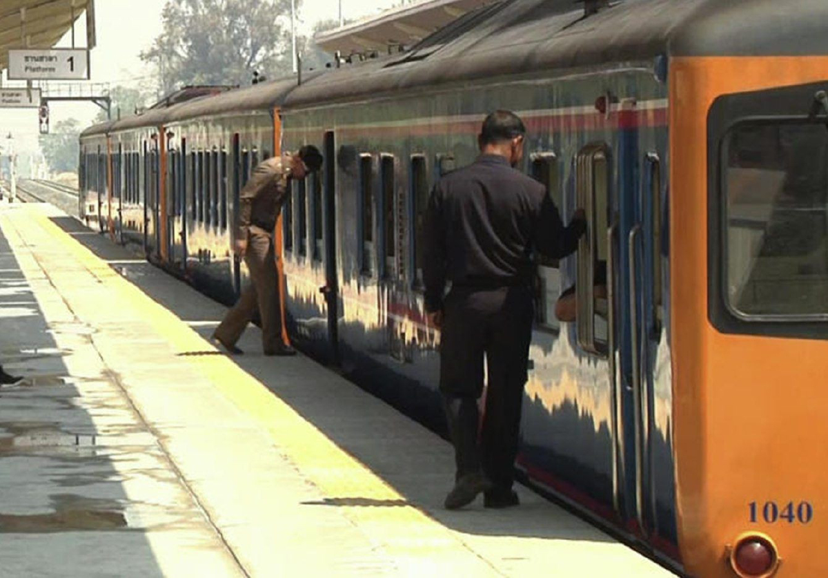 รถไฟทางคู่สายใต้หนุนเที่ยวไทย กรุงเทพ-ชุมพร วิ่งแค่ 5 ชม. พร้อมเปิดใช้ปี'65 รถไฟทางคู่สายใต้หนุนเที่ยวไทย กรุงเทพ-ชุมพร วิ่งแค่ 5 ชม. พร้อมเปิดใช้ปี'65