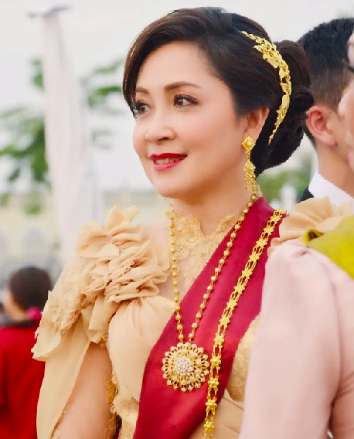 ดูนางให้ดูแม่ "น้องเนย" ลูกสาวสุดที่รัก "กวาง กมลชนก” โตเป็นสาวสวยขึ้นทุกวัน