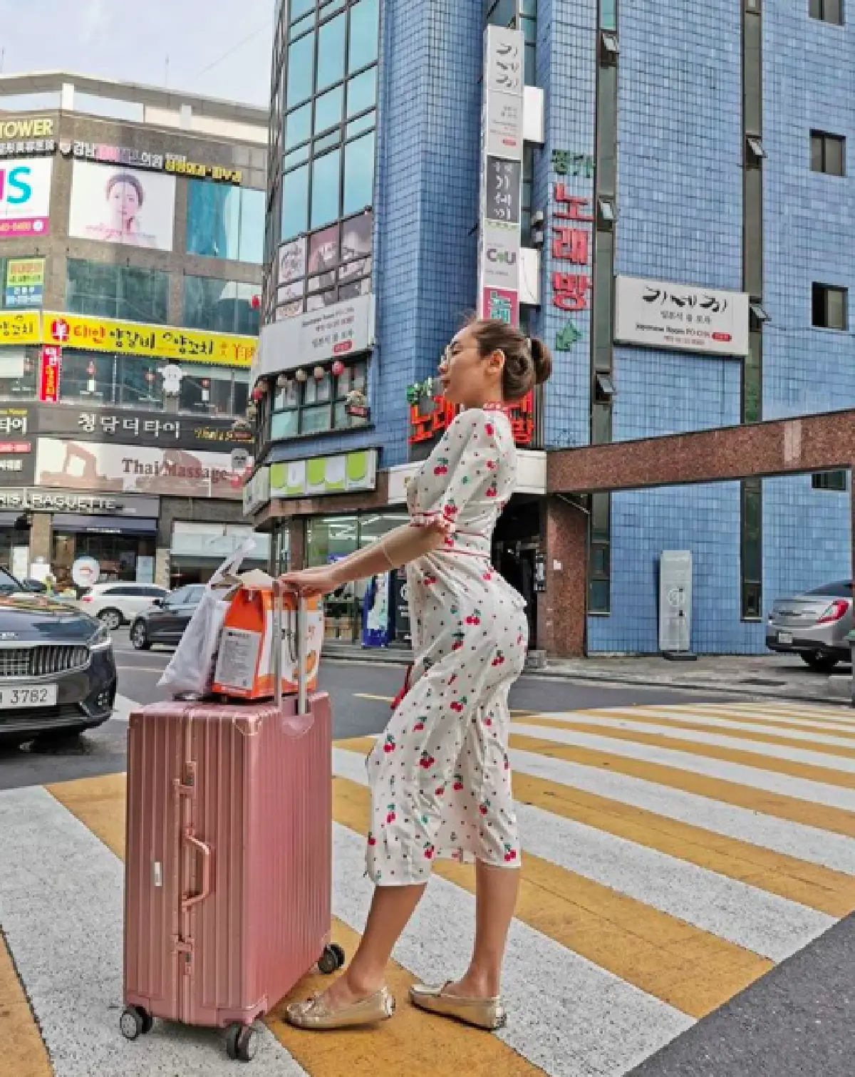 “น้ำเพชร” อวดความเด้งเซ็กซี่ของบั้นท้าย หลังบินไปฉีดซิลิโคนอัพให้สวยไปอีกขั้น