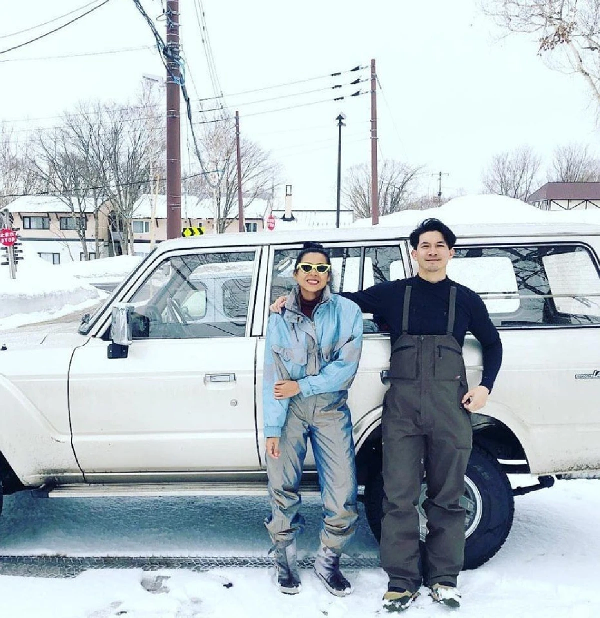 “เคน ธีรเดช” กับแฟชั่นชุดเอี๊ยมที่เจ้าตัวชอบใส่มาก ดูดี เท่ และคูลสุดๆ